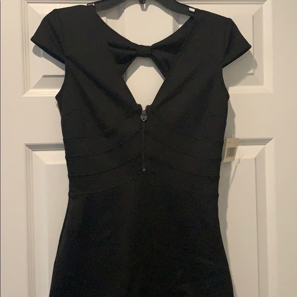 Guess. Nwt! Size 4 black Dress - Picture 2 of 5